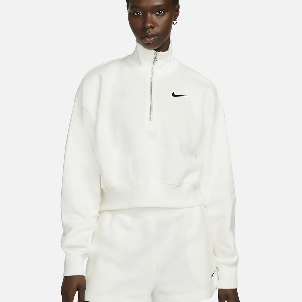 Brand-new w/tags Nike Phoenix Fleece
Women's 1/2-Zip Cropped Sweatshirt white S